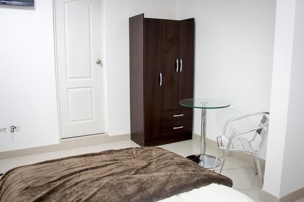 Hostal Santa Rosa Caraz Room photo